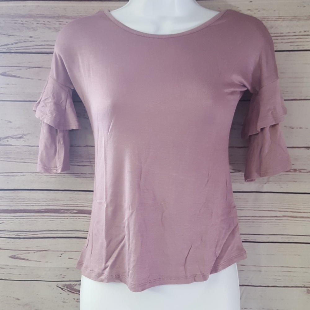 Girls ruffle top